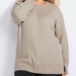Elegant Beige Crew Neck Sweater